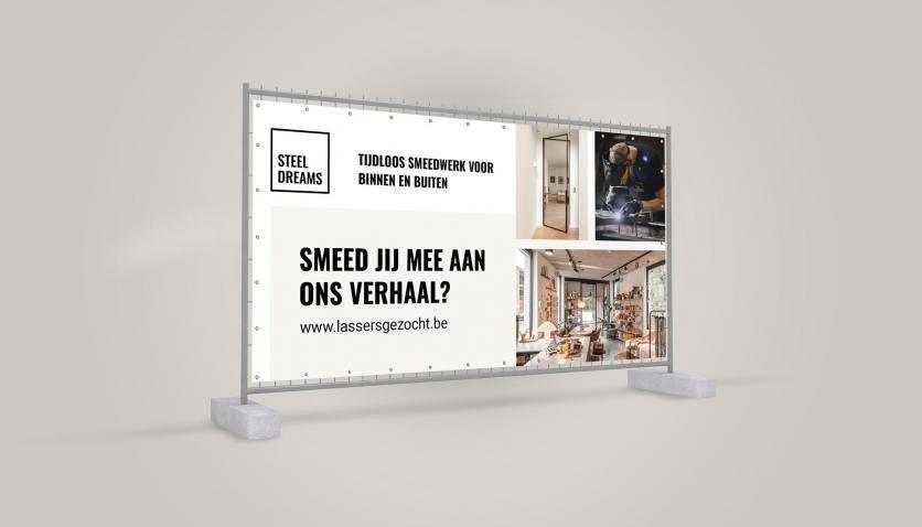 mock-up van een heras banner voor steel dreams